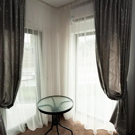 Cittadini 3*